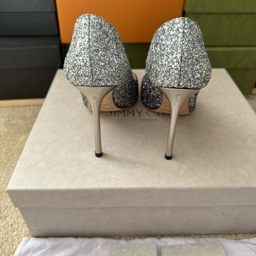 Used 1 time for party, like new condition. Bought $675 - Picture 3 of 14